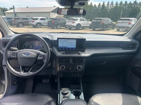 Used 2023 Ford Maverick Lariat w/ Lariat Luxury Package FWD image 13