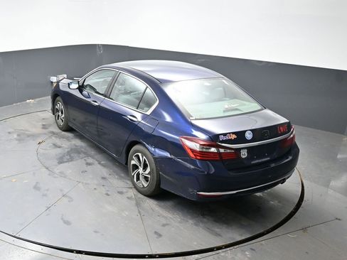 Used 2016 Honda Accord LX image 18
