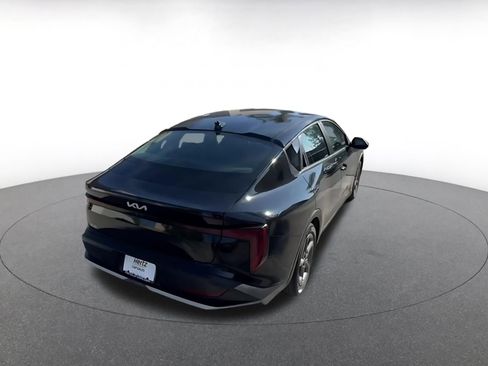 Used 2025 Kia K4 LXS image 14