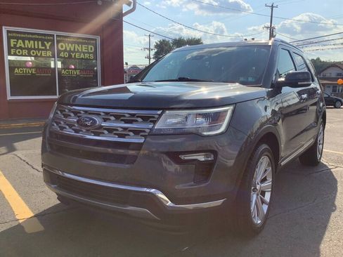 Used 2018 Ford Explorer Limited w/ Ford Safe & Smart Package AWD/4WD image 3