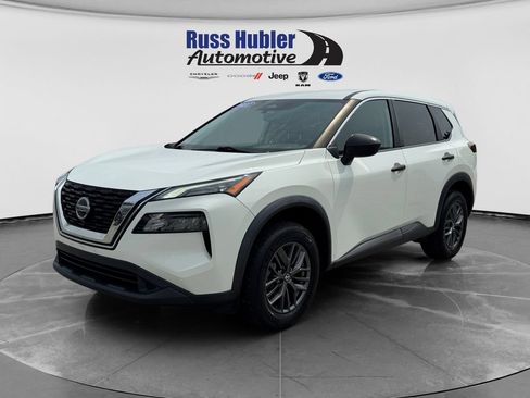 Used 2021 Nissan Rogue S FWD image 1
