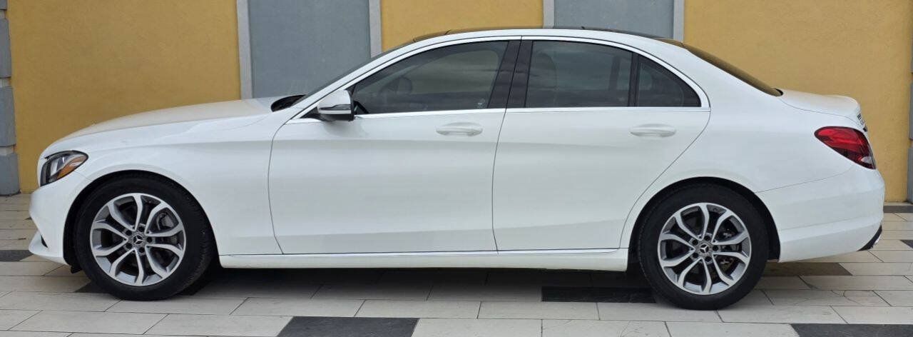 Used 2018 Mercedes-Benz C 300 Sedan image 4