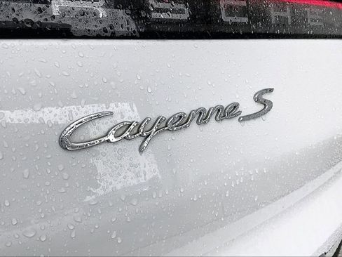 Used 2022 Porsche Cayenne S AWD/4WD image 40