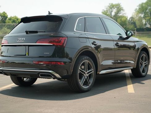 Used 2024 Audi Q5 e Premium Plus w/ Premium Plus Package AWD/4WD image 5