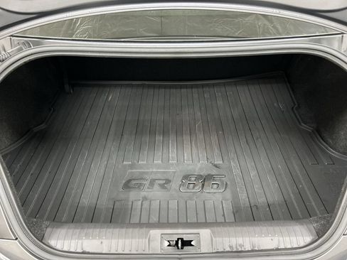Used 2026 Toyota GR86 Premium w/ ALL Weather Mat Package (TMS) RWD image 21