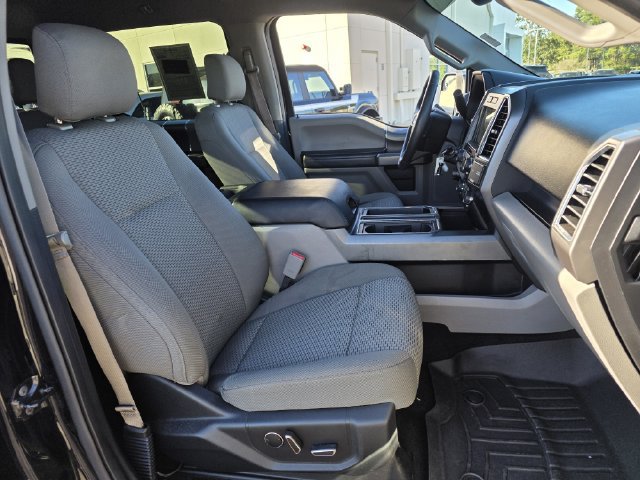 Used 2016 Ford F150 XLT w/ Equipment Group 302A Luxury AWD/4WD image 29