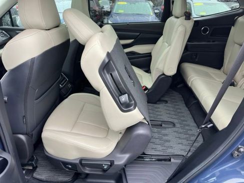 Used 2023 Subaru Ascent Limited w/ Technology Package image 23