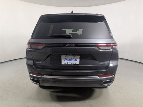 Used 2022 Jeep Grand Cherokee Summit image 6