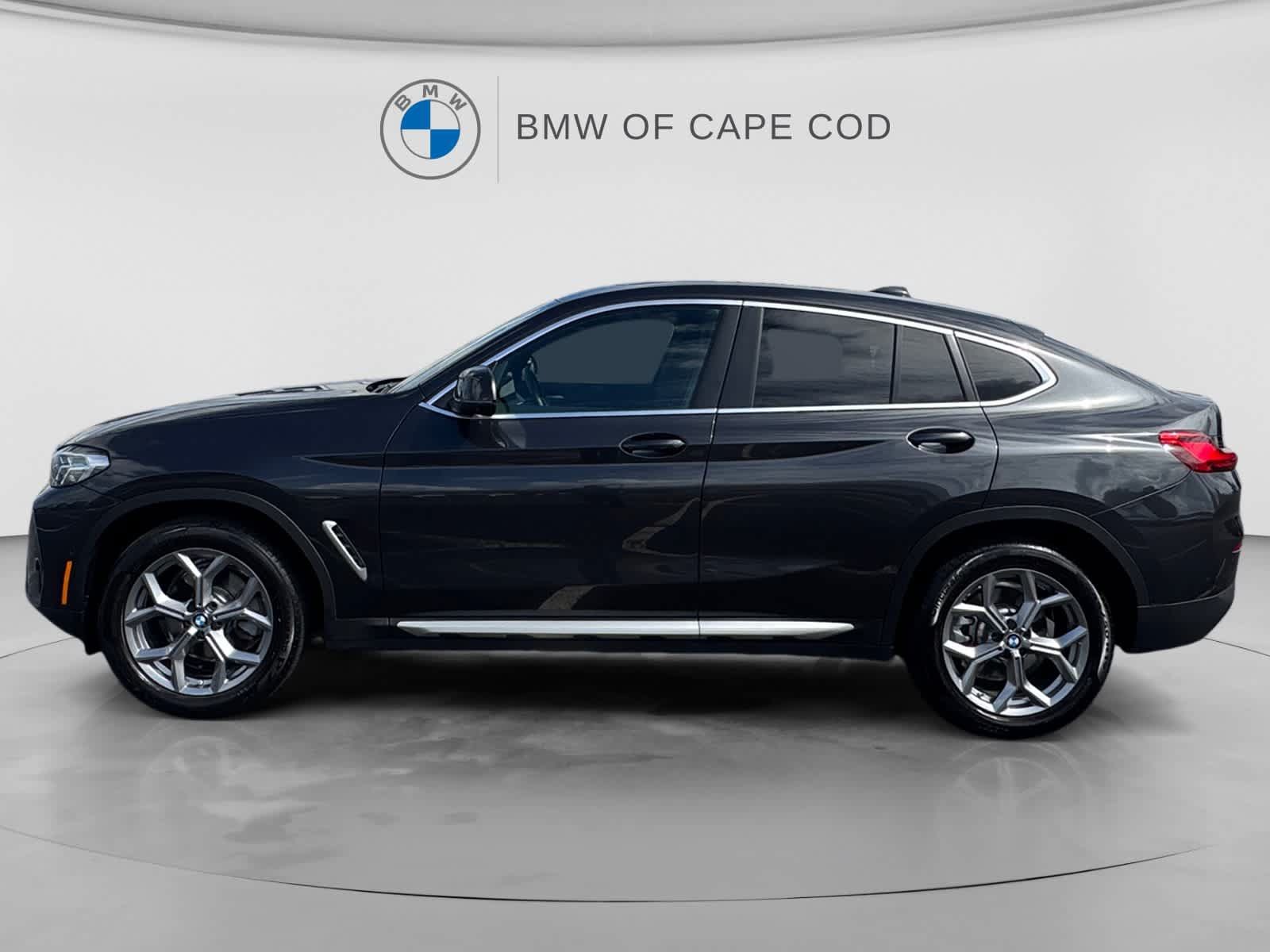 Used 2025 BMW X4 xDrive30i w/ Premium Package AWD/4WD image 4