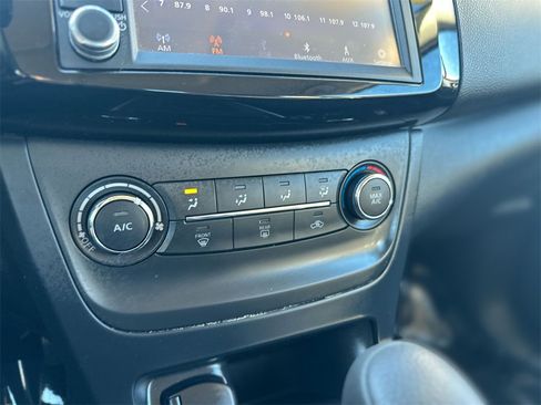 Used 2019 Nissan Sentra S image 16