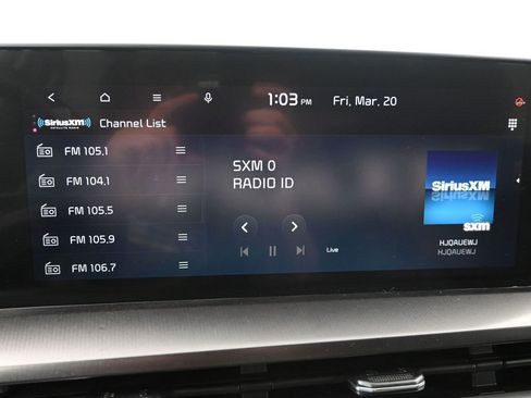 Certified 2025 Kia Telluride S image 19