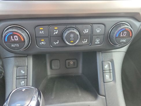 Used 2019 GMC Acadia Denali w/ Technology Package AWD/4WD image 24