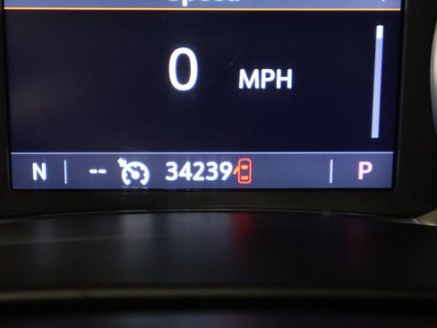 Used 2025 Chevrolet Blazer LT image 37