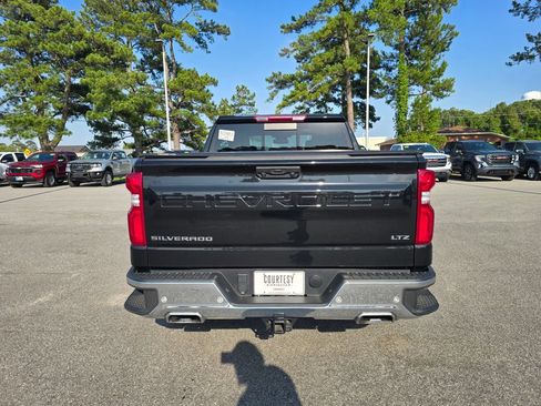 Used 2025 Chevrolet Silverado 1500 LTZ AWD/4WD image 4