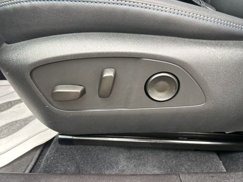 New 2026 Chevrolet Equinox EV LT image 16