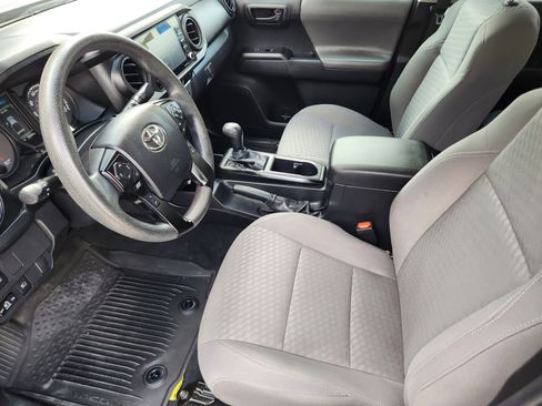 Used 2023 Toyota Tacoma SR AWD/4WD image 14