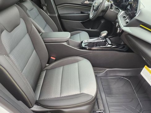 New 2026 Chevrolet Trax LT w/ Driver Confidence Package image 11