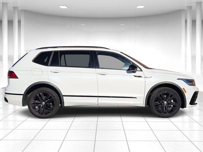 Used 2022 Volkswagen Tiguan SE R-Line