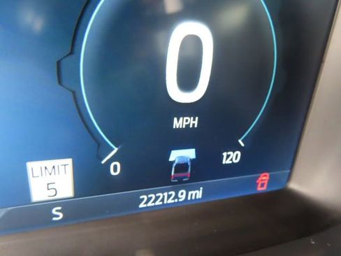 Used 2022 Ford F150 Lightning Lariat AWD/4WD image 22
