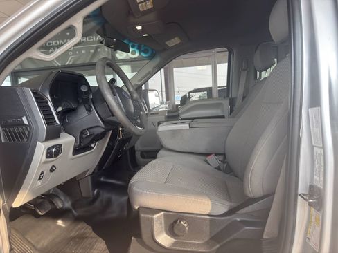 Used 2018 Ford F150 XLT AWD/4WD image 12