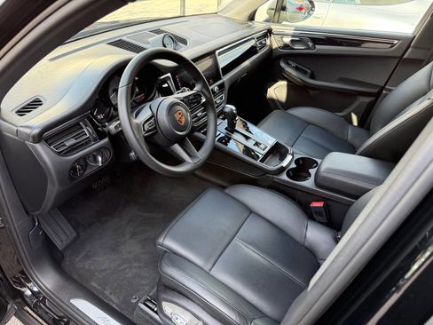 Used 2024 Porsche Macan S image 24