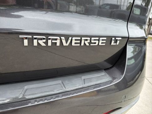 Used 2015 Chevrolet Traverse LT image 10