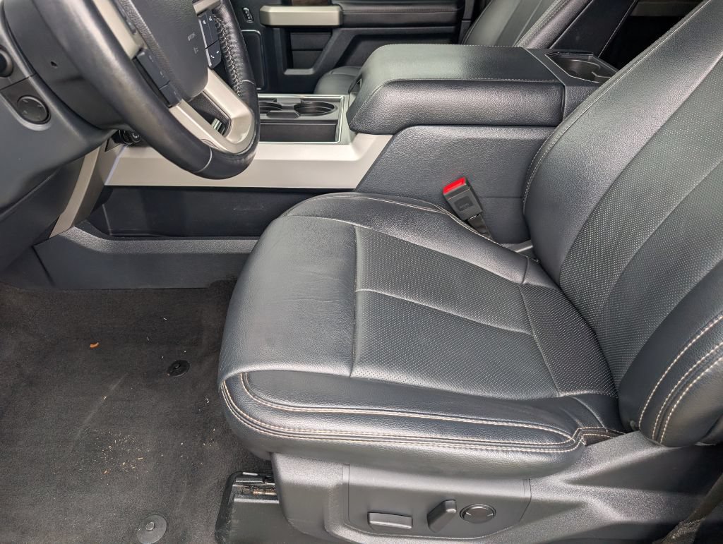 Used 2022 Ford F350 Lariat w/ Lariat Ultimate Package AWD/4WD image 8