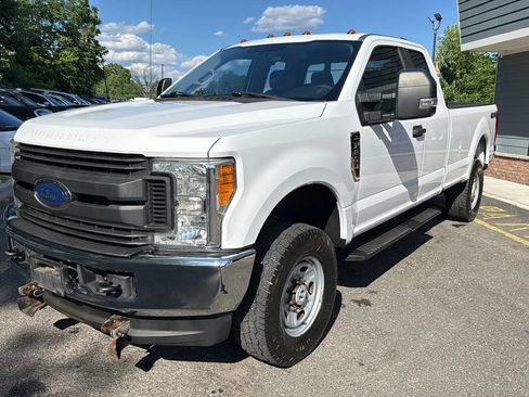 Used 2017 Ford F250 XL w/ Power Equipment Group AWD/4WD image 1