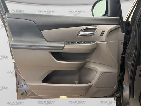 Used 2015 Honda Odyssey Touring image 13