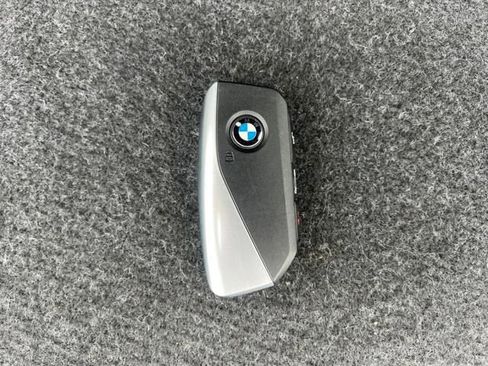 Certified 2024 BMW 530i w/ Premium Package image 28