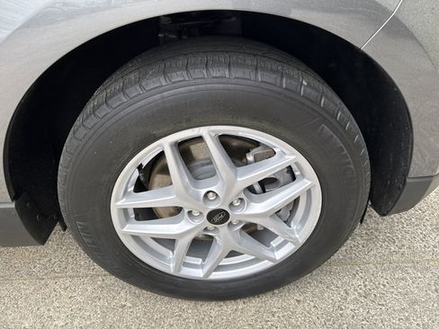 Used 2023 Ford Edge SEL w/ Convenience Package image 12