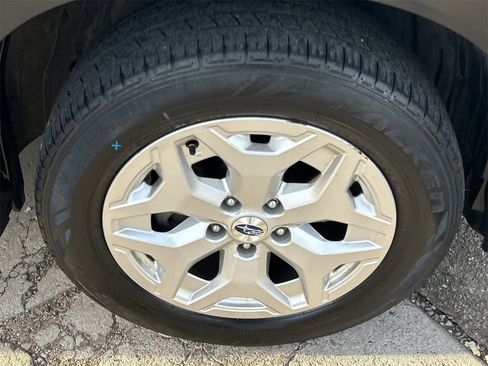 Used 2019 Subaru Forester w/ Alloy Wheel Package image 7