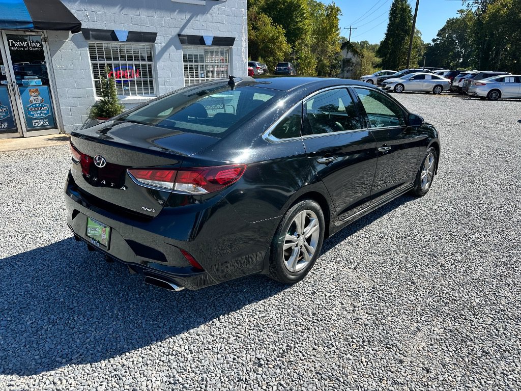 Used 2018 Hyundai Sonata Sport FWD image 2