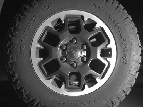 Used 2025 Toyota 4Runner TRD Off-Road Premium AWD/4WD image 9
