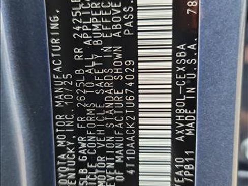 Used 2026 Toyota Camry SE w/ Convenience Package FWD image 24