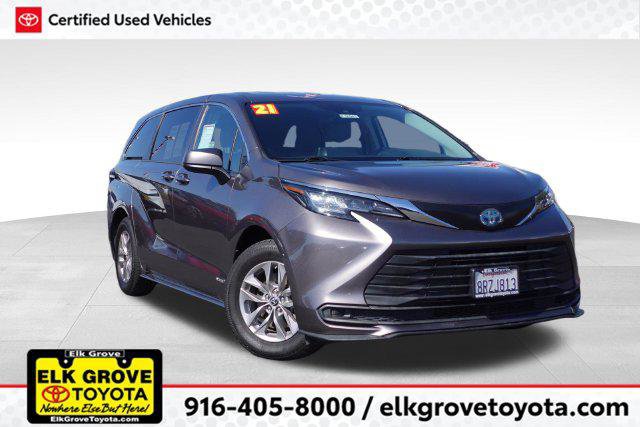 Certified 2021 Toyota Sienna LE FWD image 1