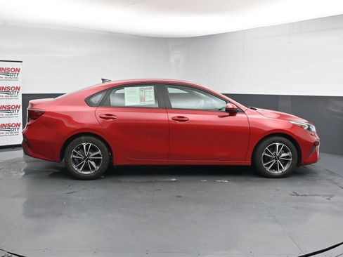 Used 2023 Kia Forte LXS FWD image 9