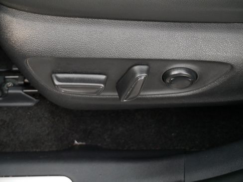 Used 2025 Toyota Grand Highlander AWD Hybrid image 20