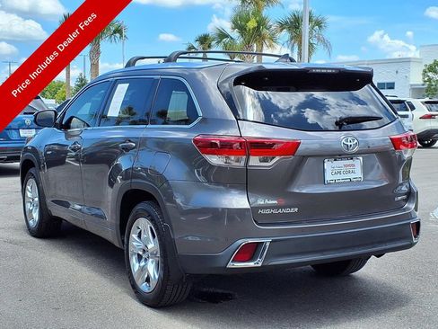 Used 2018 Toyota Highlander Limited FWD image 5