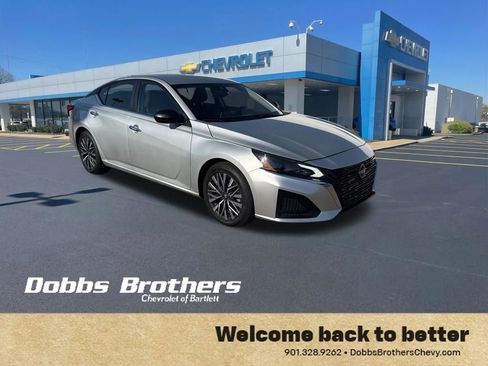 Used 2024 Nissan Altima 2.5 SV image 7