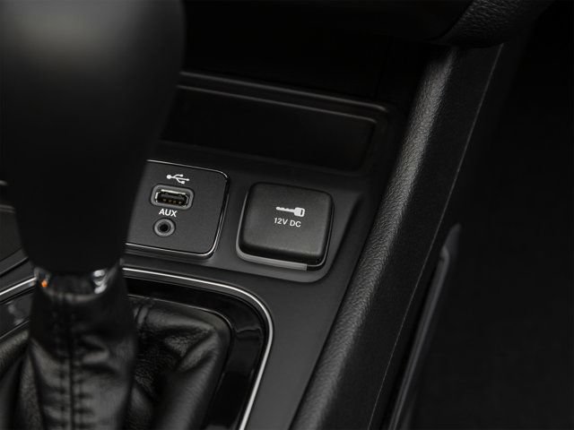 Used 2019 Jeep Cherokee Latitude Plus FWD image 57