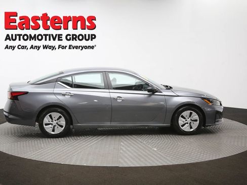 Used 2024 Nissan Altima 2.5 S image 44