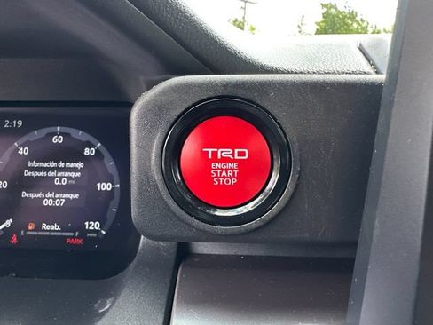 Certified 2025 Toyota Tacoma TRD Off-Road AWD/4WD image 35