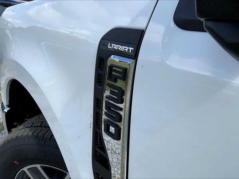 New 2026 Ford F350 Lariat image 15