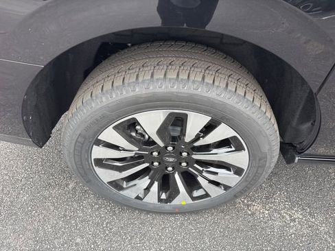 New 2025 Ford Expedition Max Platinum w/ Platinum Ultimate Package image 13