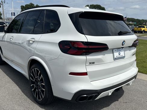 Certified 2025 BMW X5 M60i AWD/4WD image 8