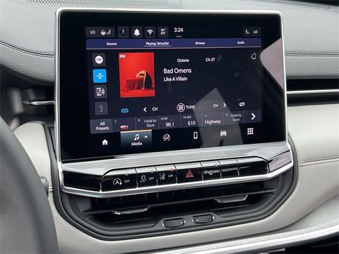 New 2026 Jeep Compass Limited image 22