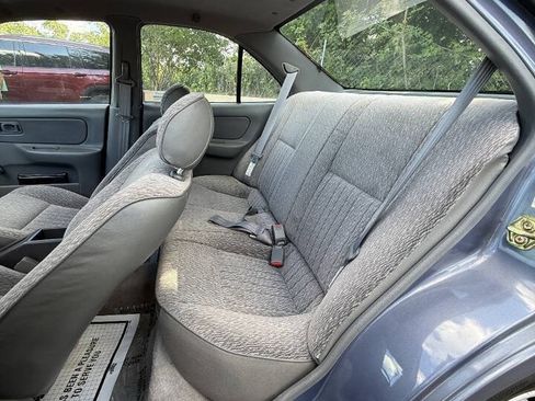 Used 1999 Nissan Sentra XE FWD image 13