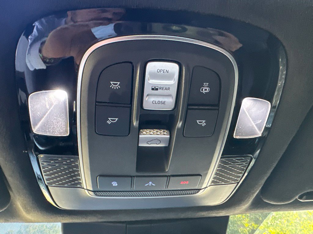 Used 2020 Hyundai Palisade Limited AWD/4WD image 18