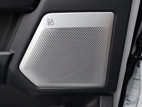 New 2025 Ford F150 Lariat w/ Equipment Group 502A High image 28